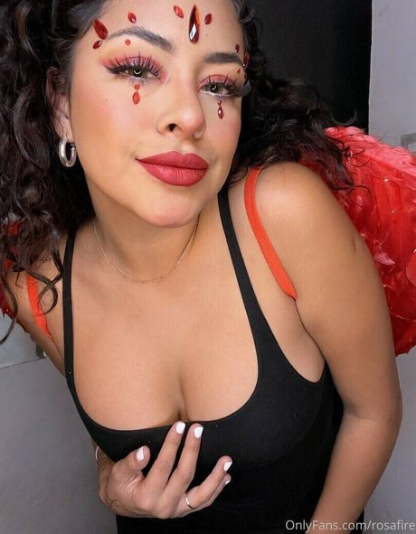 Merith Aranda Rosafire pornstar erotic galleries
