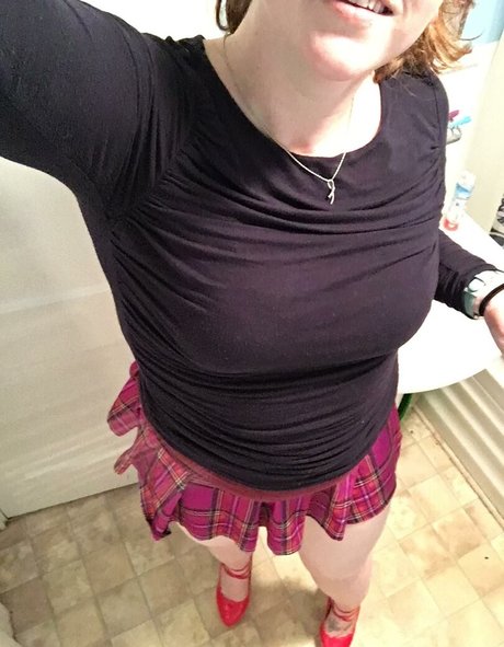 FreshBeaver adult model pictures