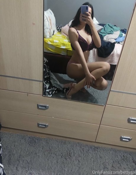 eceturkishangel star nude picture