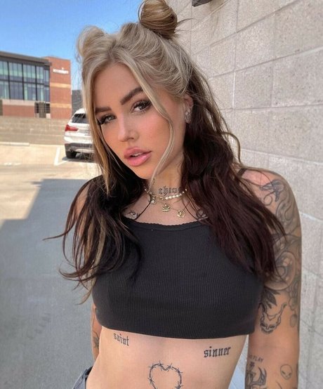 CrayCraysounds star hot photo