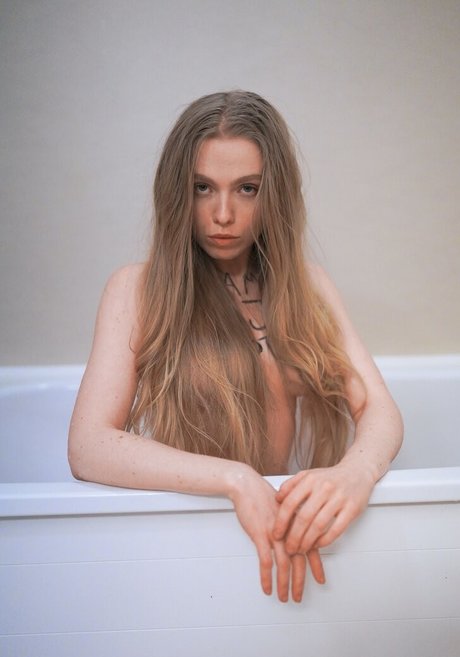 SiriSirililia sex star pictures