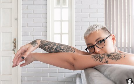 Biahink model porn picture