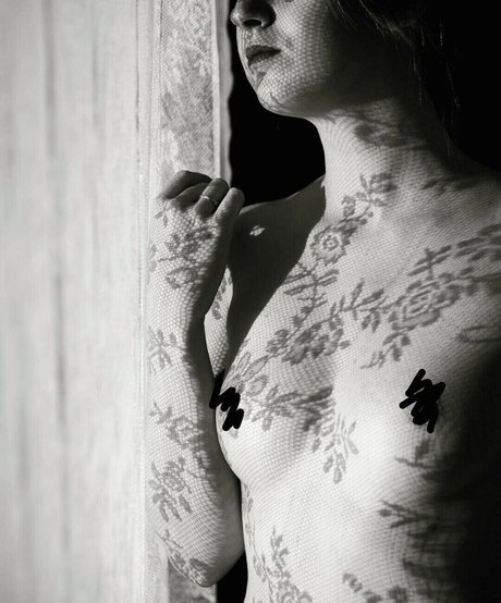 french mature onlyfans free naked pics
