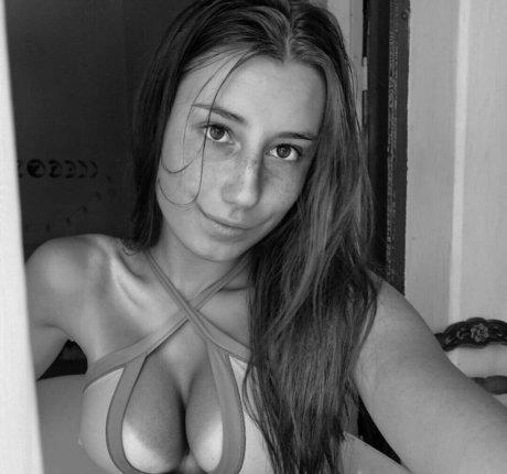 Flor Laneve nudes actress photo