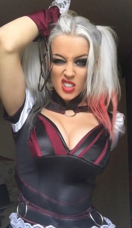 Xcandylashes star nude gallery