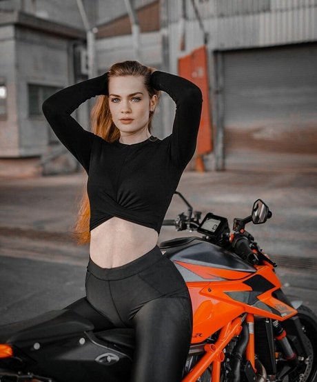 Aufzweireifen xxx model img