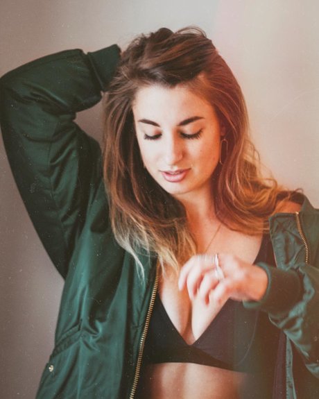 Sophieandjune nice model photo