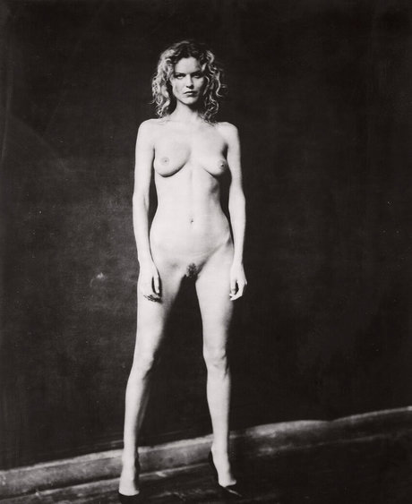 Eva Herzigova perfect star images