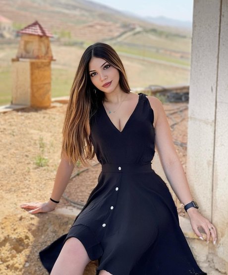 Gaelle Fares star images