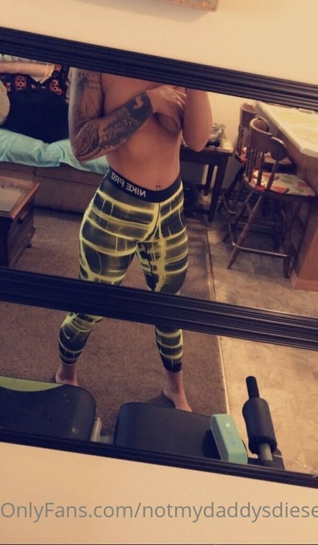 Notmydaddysdiesel model porn pictures