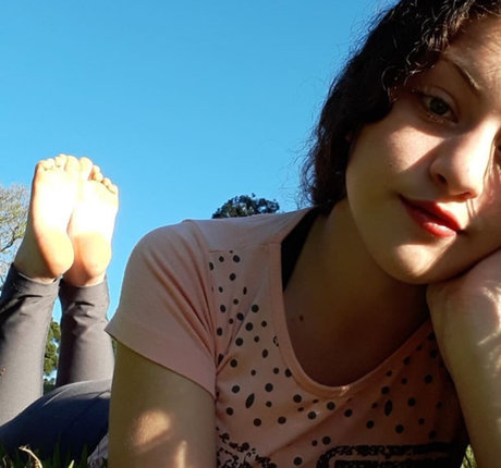 Friend s Pretty Feet erotic model pics