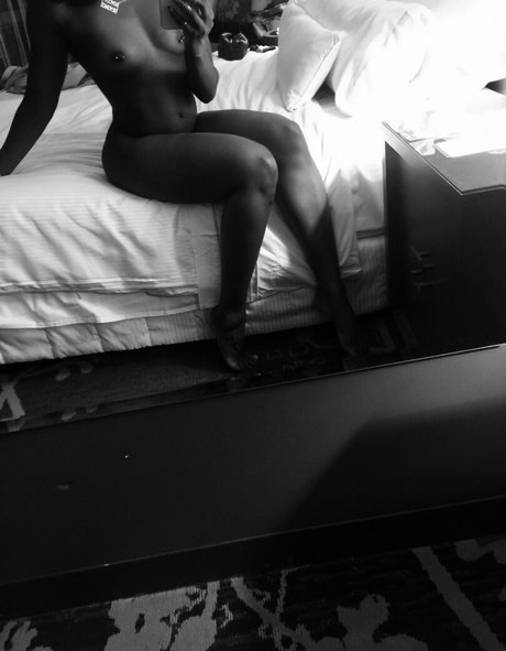 tall redhead onlyfans art xxx image