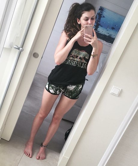 Lumenti star nude pics