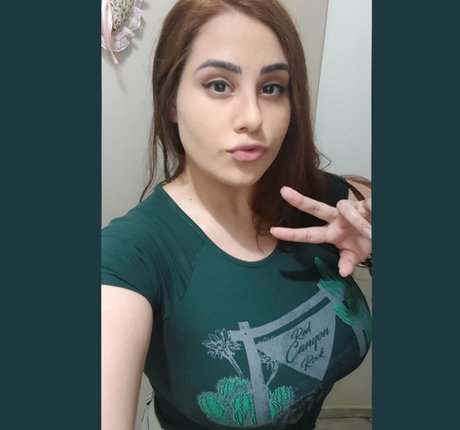 cute shemale onlyfans free nude galleries