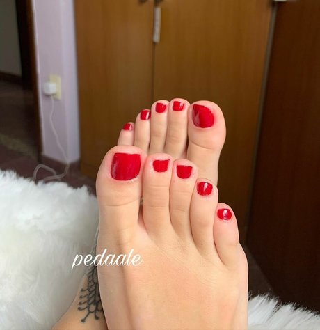 Pedaale star naked photos