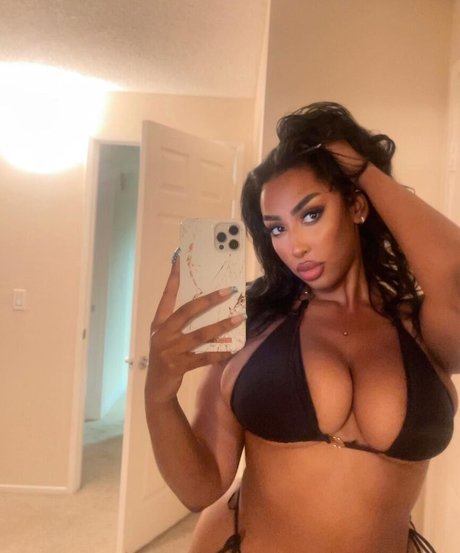 iLLi y porn actress galleries