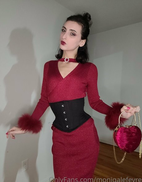 Moniqa Lefevre exclusive model image
