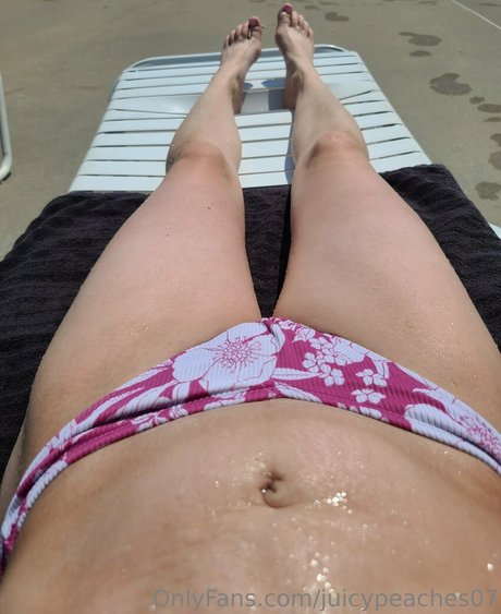 topless beach onlyfans free sexy photo