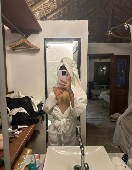 Fernanda Motta star nudes photos