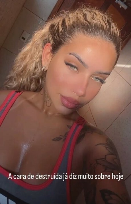 Muito Linda star image