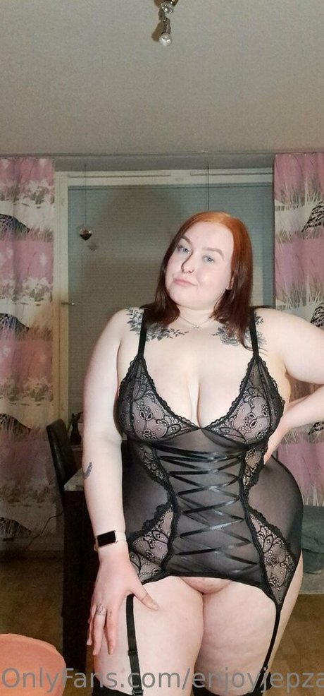 enjoyjepzaz model nude photo