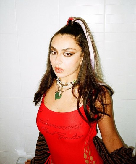 Charli XCX pornstar free picture
