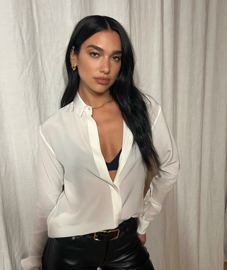 skinny petite onlyfans hot sexy pic