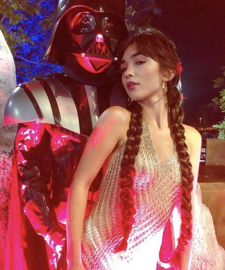 Rowan Blanchard porn actress photo