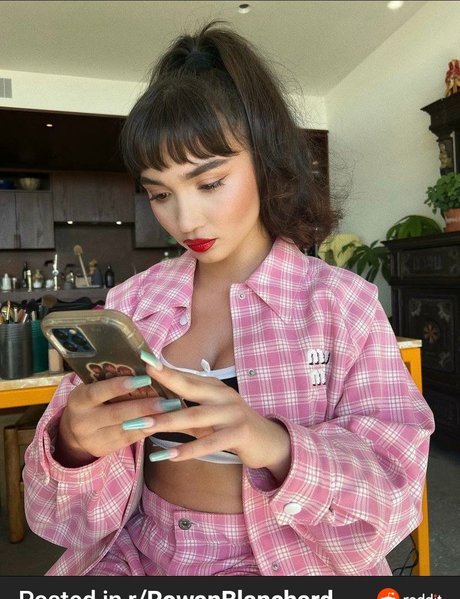 Rowan Blanchard pretty star pics