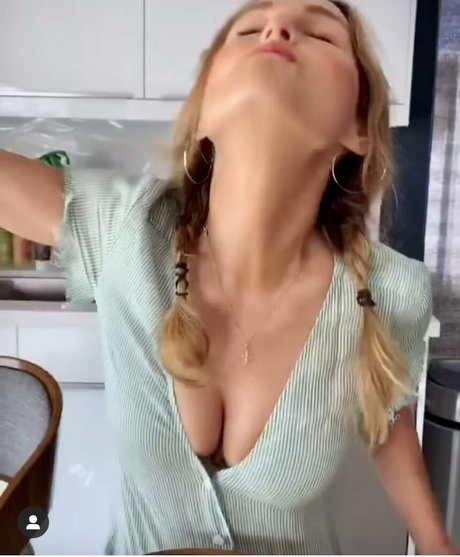 Giada De Laurentiis hd model galleries