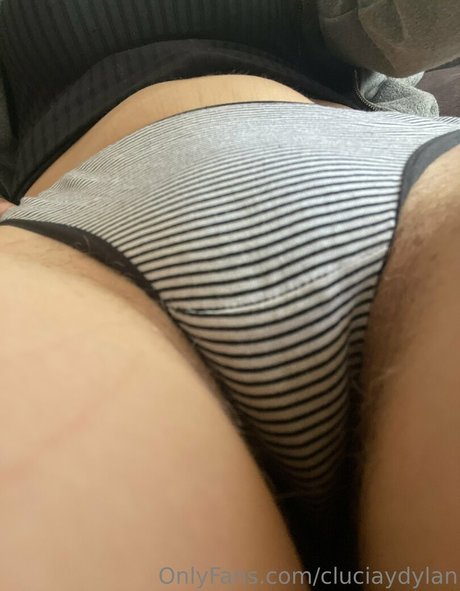 cluciaydylan naked star picture