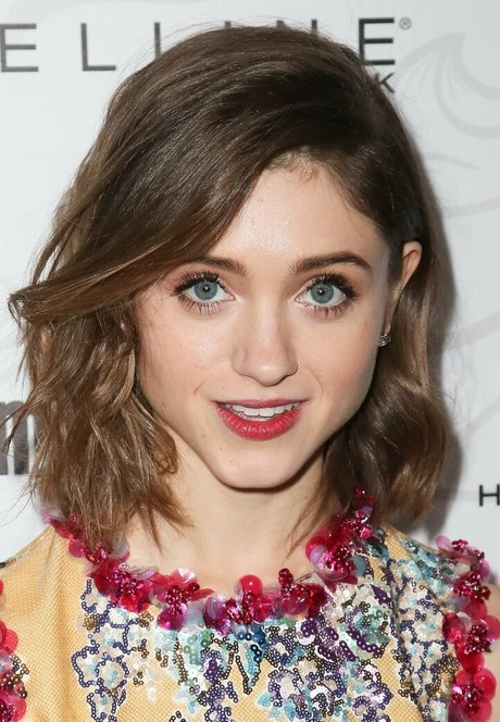 Natalia Dyer model sexy gallery