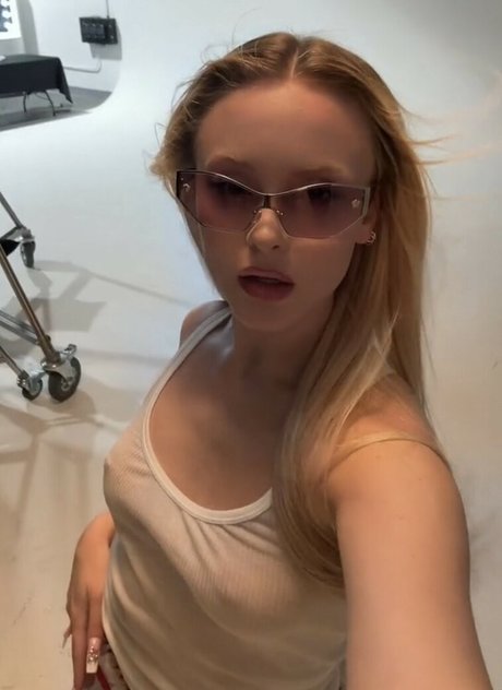Zara Larsson free actress gallery