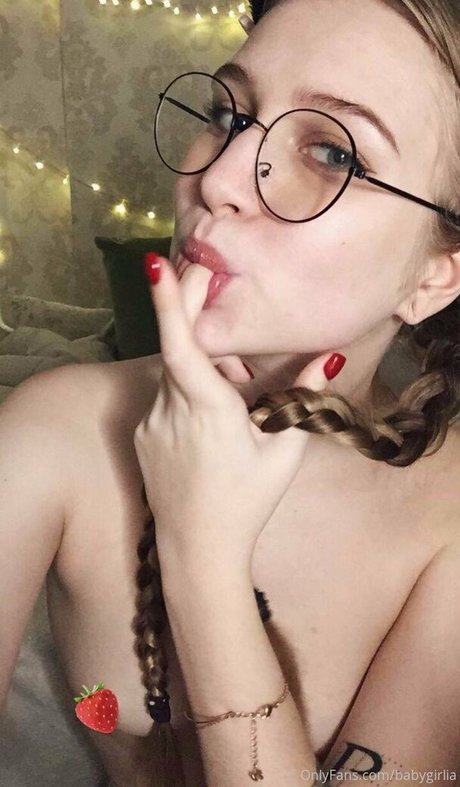 mature blonde onlyfans hd pic