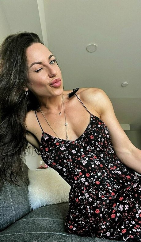 nikole gy pornstar erotic img