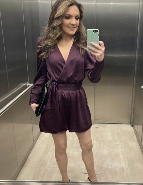 Laura Tobin perfect pornstar gallery