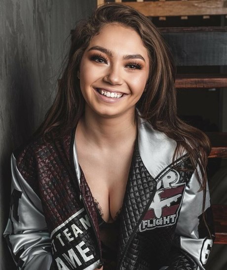 Skye Dolecki nice pornstar picture