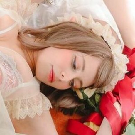 Yuriko Tiger adult model images