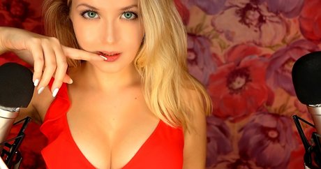 Valeriya ASMR model best image
