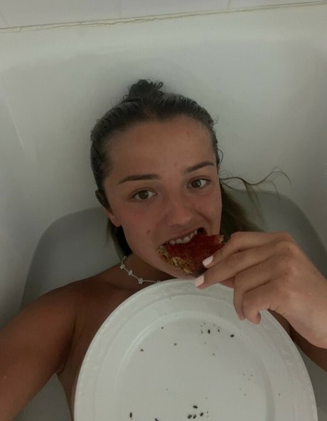 famous midget onlyfans hot sex images