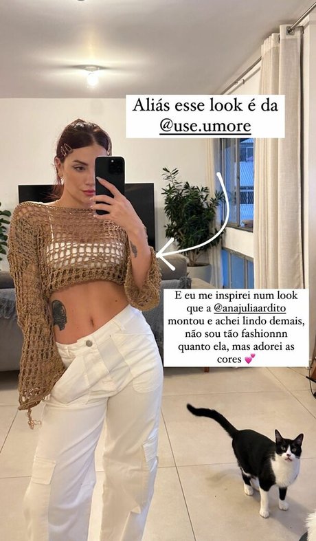 Karol Queiroz porn actress pic
