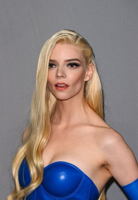 Anya Taylor Joy star hot img
