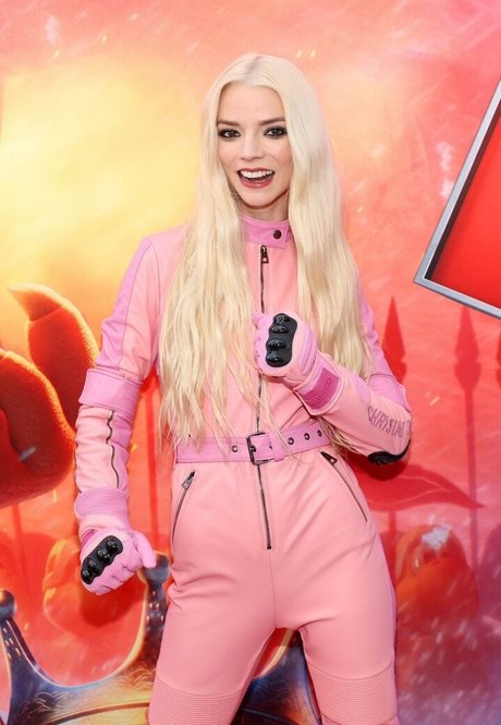 Anya Taylor Joy profile image