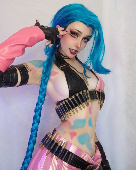 Nyukix adult model image