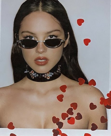 Olivia Rodrigo pornstar perfect image