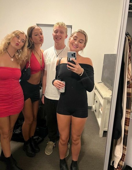 Alexa Meyer pornstar exclusive picture