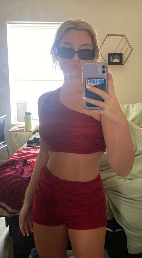Alexa Meyer pornstar nude photos
