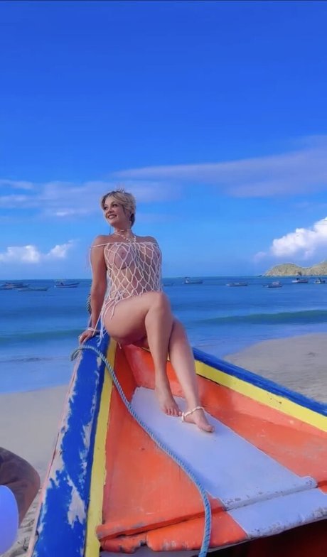 Monicest pornstar top pic