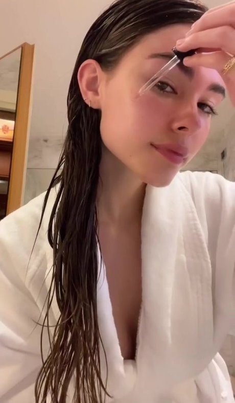 Madison Beer porn actress pic