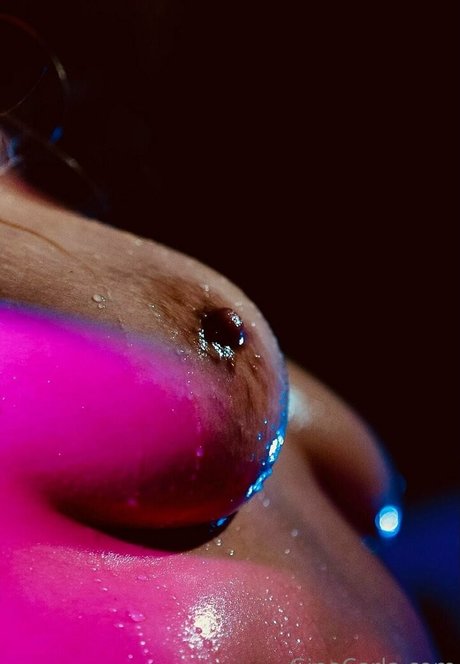 Gina Carla model nice img